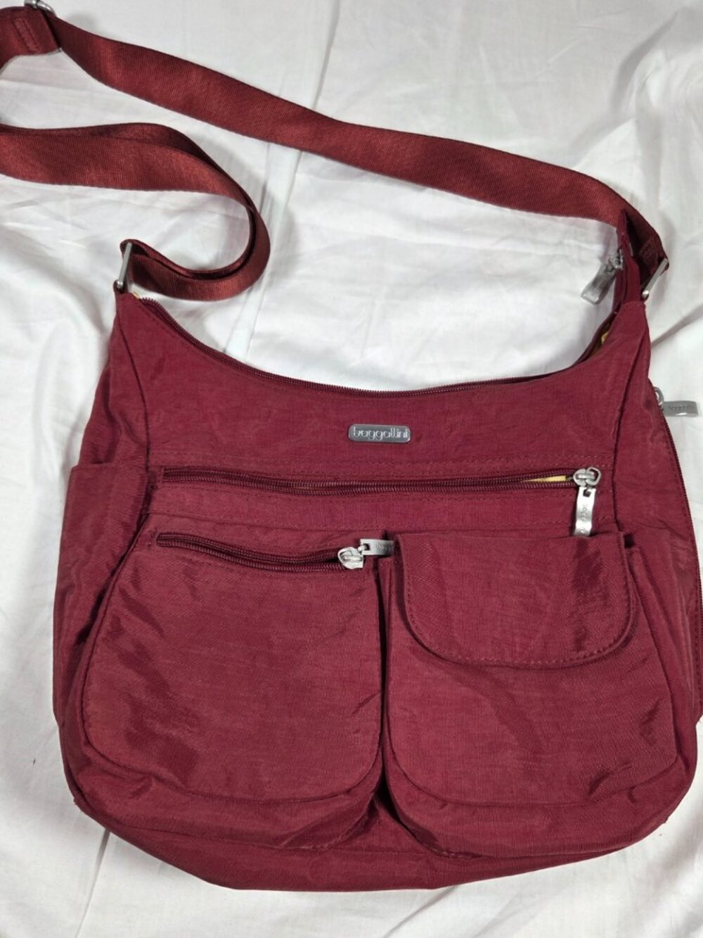Baggallini Everywhere Crossbody Travel Bag Burgundy Nylon Yellow Lining
